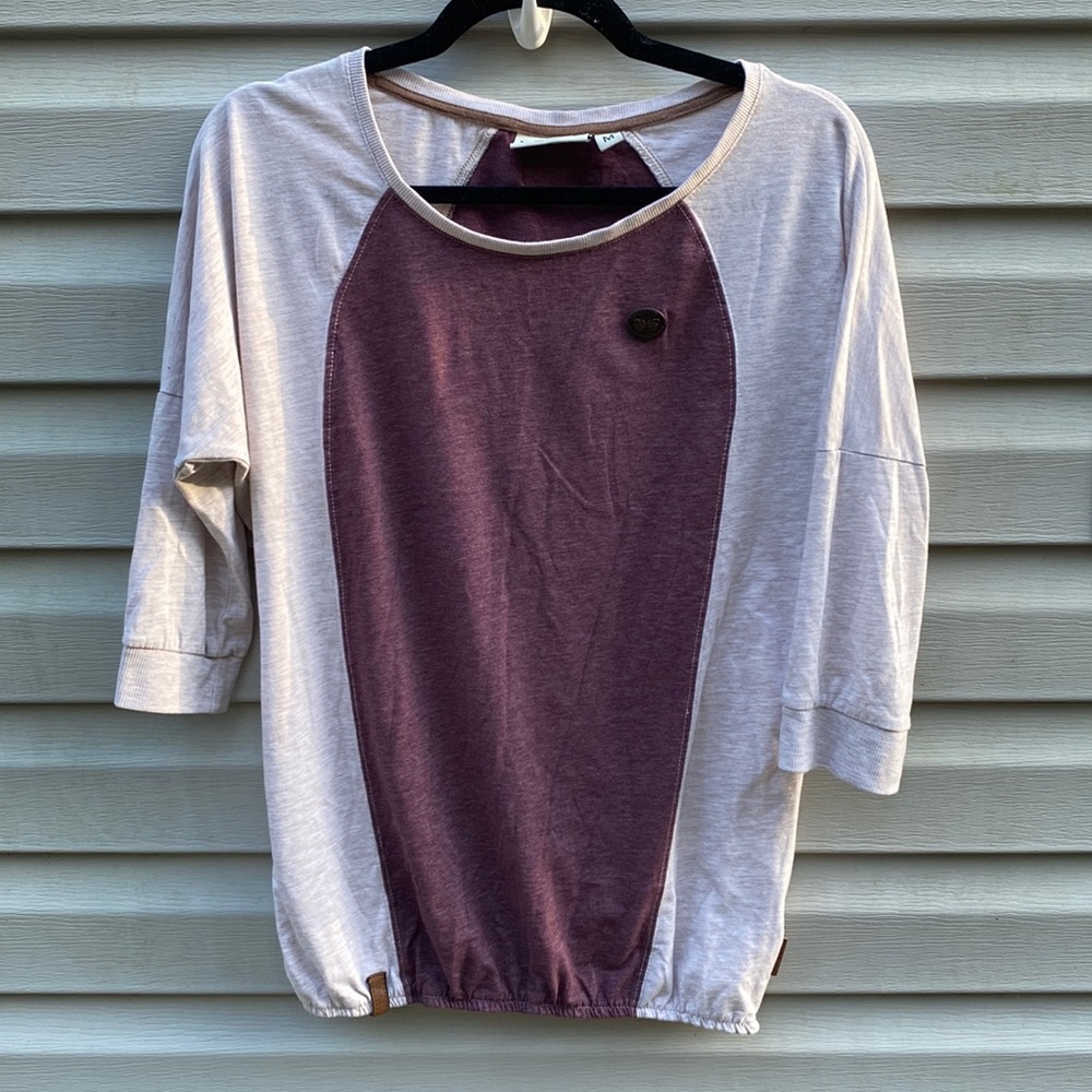 Naketano | 3/4 Length Sleeve Top size Medium